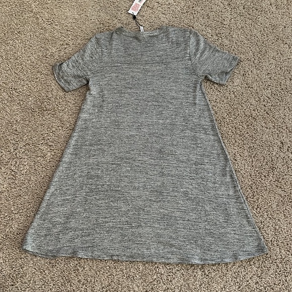 Dress - size medium - never worn - Picture 2 of 4